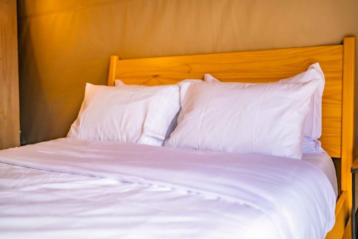 Glamping In The Urban Hotel Glendora Bagian luar foto
